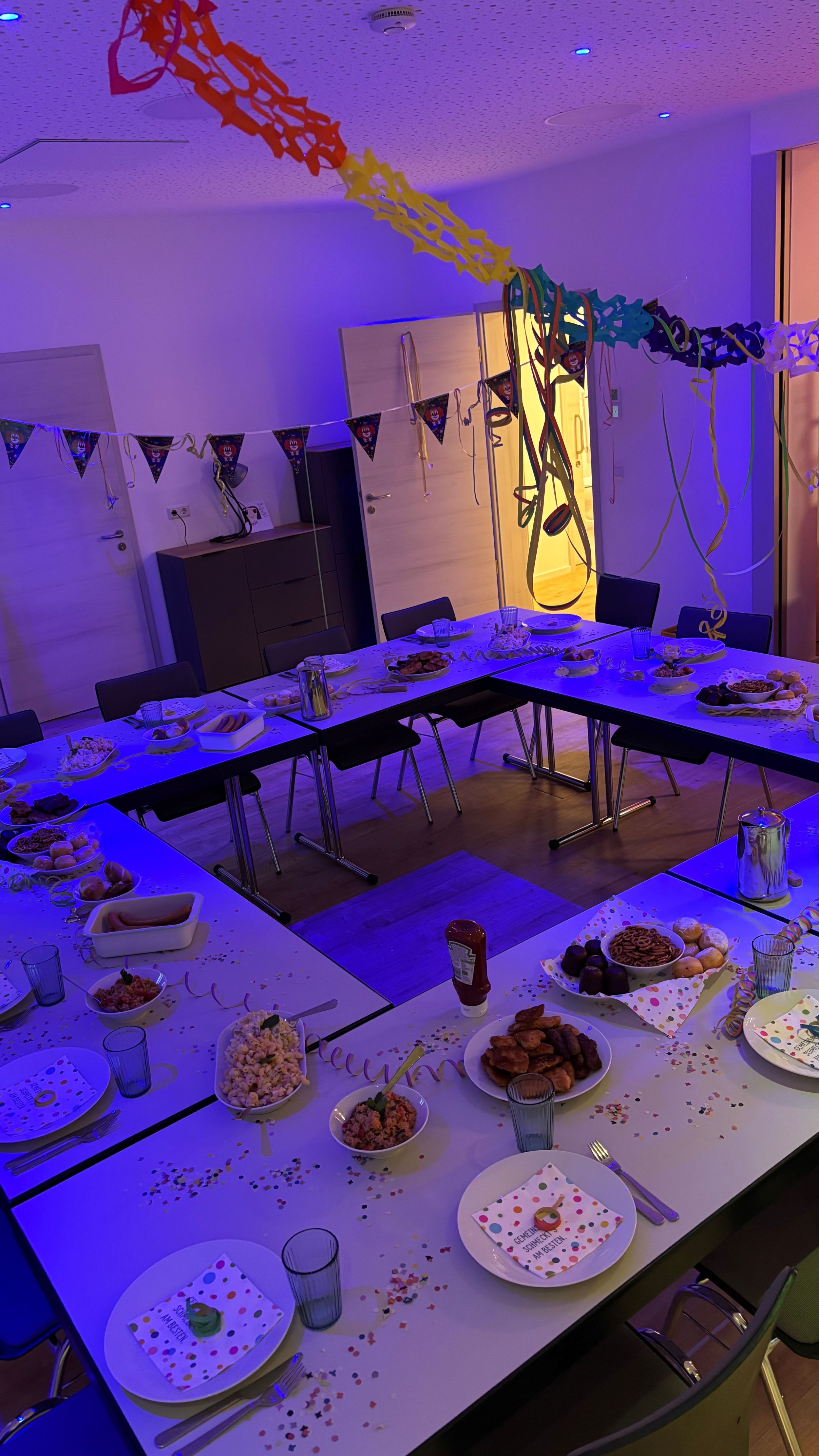 2026_02_12_Kindergruppe_Karneval_Malen_D_klein 2026_02_12_Kindergruppe_Karneval_Malen_D_klein